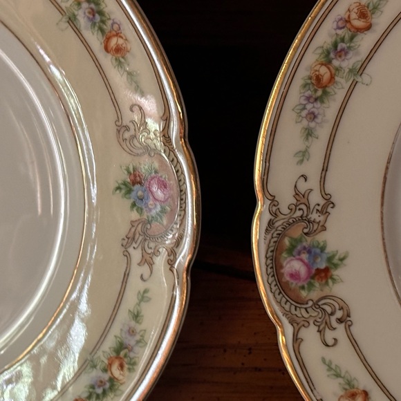 Antique Black Knight Set of 2 24k trim dishes - Picture 13 of 16